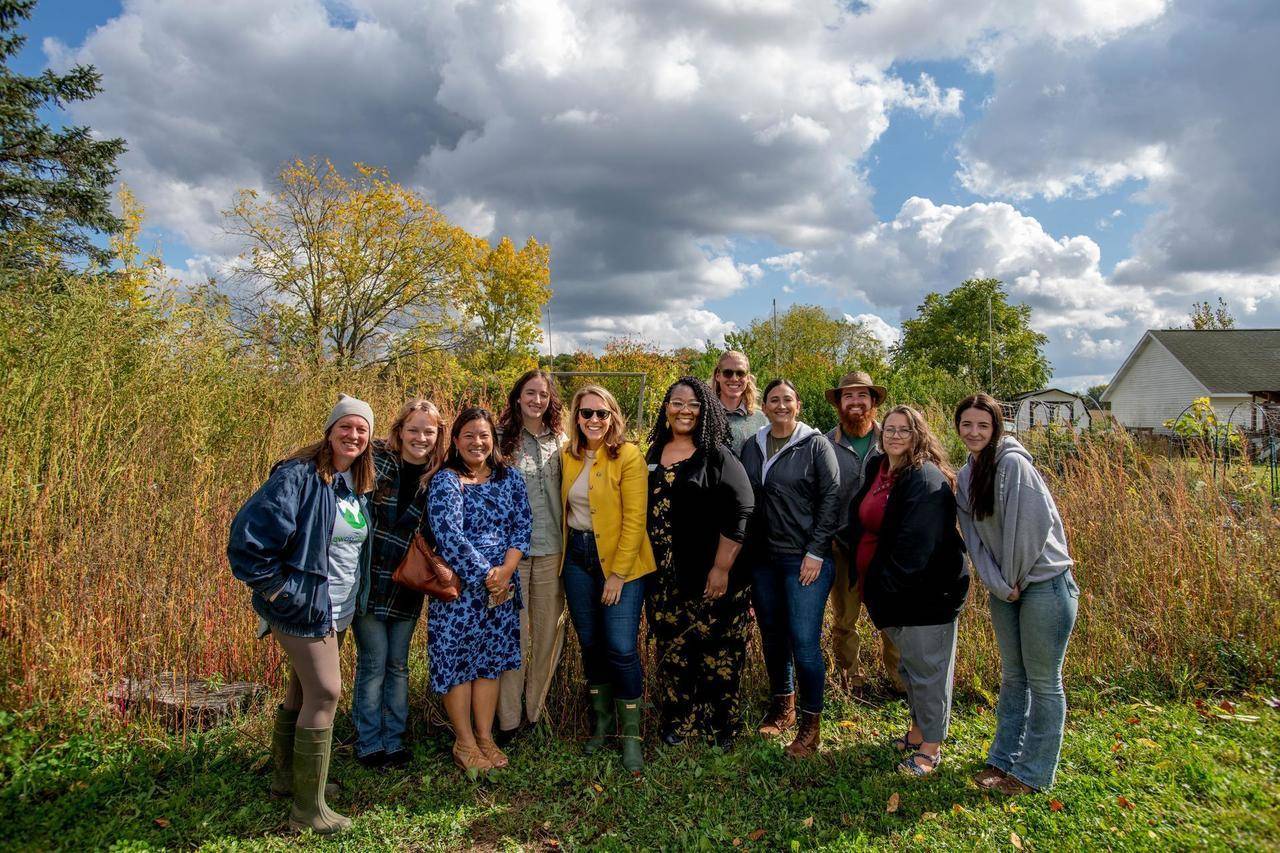 The SAP farm tour group with Hillary Scholten